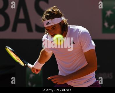 Paris, FRA. 13 juin 2021. Paris, Roland Garros, French Open Day 15 13/06/2021 Stefanos Tsitsipas (GRE) Mens final Match Credit: Roger Parker/Alay Live News Banque D'Images