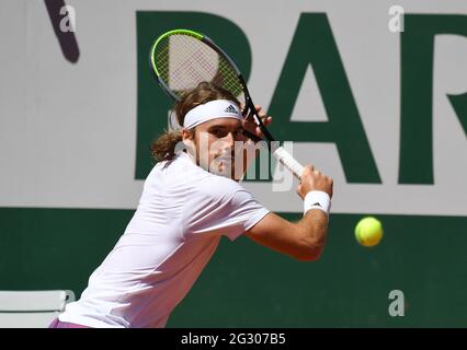 Paris, FRA. 13 juin 2021. Paris, Roland Garros, French Open Day 15 13/06/2021 Stefanos Tsitsipas (GRE) Mens final Match Credit: Roger Parker/Alay Live News Banque D'Images