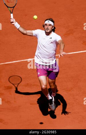 Paris, France. 13 juin 2021. Stefanos Tsitsipas de Grèce au tournoi de tennis Grand Chelem ouvert en 2021 à Roland Garros, Paris, France. Frank Molter/Alamy Actualités en direct Banque D'Images