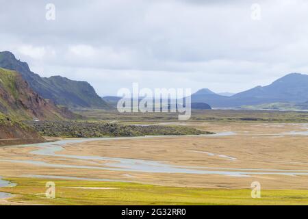 Landmannalaugar salon paysage, la Réserve Naturelle de Fjallabak, Islande. Montagnes de couleur Banque D'Images