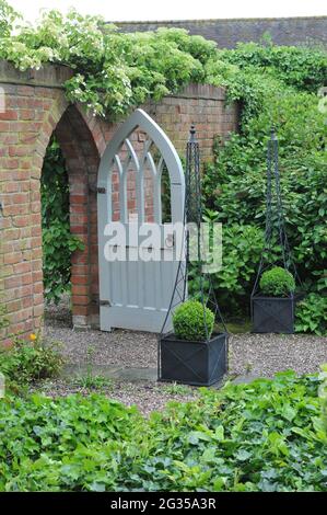 WOLLERTON, SHROPSHIRE / ROYAUME-UNI - 22 MAI 2014 : le jardin du Wollerton Old Hall Banque D'Images