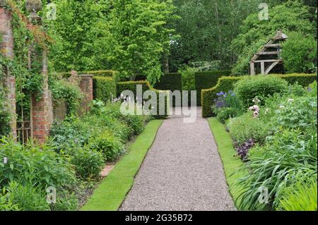 WOLLERTON, SHROPSHIRE / ROYAUME-UNI - 22 MAI 2014 : le jardin du Wollerton Old Hall Banque D'Images