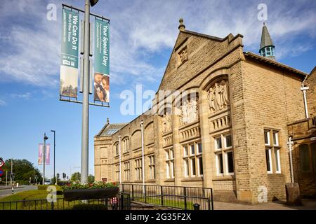 Touchstones Rochdale, bâtiment historique abritant une galerie d'art, un musée du patrimoine avec des objets d'art et un café décontracté Banque D'Images