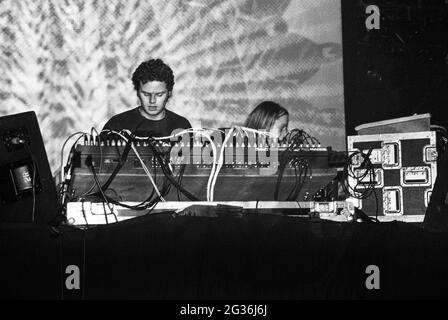 Les Chemical Brothers se sont produits au Essential Music Festival 1997, Stammer Park, Brighton, Angleterre, Royaume-Uni. Banque D'Images