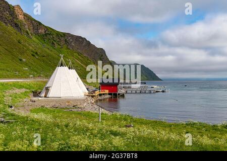 Tippies dans une baie sur la Nordkapp, Norvège Banque D'Images