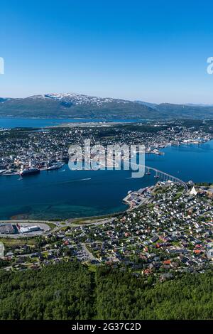Vue sur Tromso depuis Fjellstua, Tromso, Norvège Banque D'Images