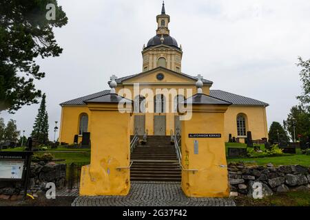 L'extérieur de l'église Alatornio est un point du site classé au patrimoine mondial de l'UNESCO Arc géodésique Struve, Kermi, Finlande Banque D'Images