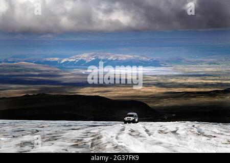 Glacier, véhicule sur glacier, Langjoekull, Highland, centre de l'Islande, Islande Banque D'Images