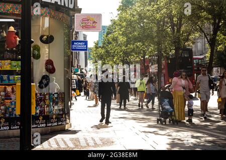 Londres Oxford Street Bond Street leicester Square Banque D'Images