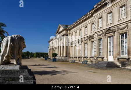 Le Palais impérial de la ville de Compiegne, dans le département de l'Oise, a connu sa plus grande gloire sous Napoléon III Banque D'Images