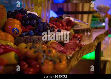 Buffet de fruits et de viande Banque D'Images