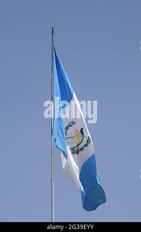 Drapeau du Guatemala, a déclaré un symbole national le 17 août 1871. Banque D'Images