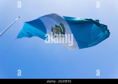 Drapeau du Guatemala, a déclaré un symbole national le 17 août 1871. Banque D'Images