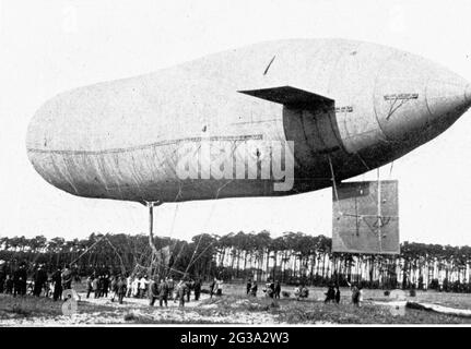 Transport / transport, aviation, avion, avion PL 1 d'août von Parseval, 1909, DROITS-SUPPLÉMENTAIRES-AUTORISATION-INFO-NON-DISPONIBLE Banque D'Images