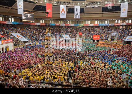 Castells (tours humaines) Concours à Tarragone en 2018 (Catalogne, Espagne) ESP: Concurso de Castells de Tarragone 2018 (Cataluña, España) Banque D'Images