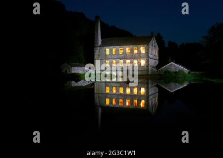 Gibson Mill situé sur le site de la National Trust de Hardcastle Crags près du pont Hebden dans West Yorkshire, Royaume-Uni Banque D'Images