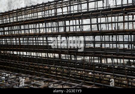 Gros plan des tiges de fer utilisées pour la construction Banque D'Images