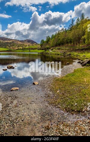 Watendlath Tarn dans le district des lacs, Angleterre Banque D'Images