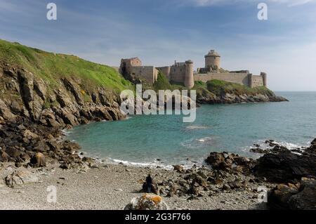 FRANCE. COTES D'ARMOR (22) CÔTE D'EMERAUDE. PLEVENON. FORT LALATTE (PHOTO NON DISPONIBLE POUR LES CALENDRIERS OU CARTES POSTALES) Banque D'Images