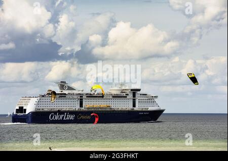 Color Line Cruises.Laboe Strand im Kieler förde,Ostsee. Banque D'Images