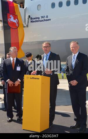 Taufe des neuen Super Jumbos 747-8 durch MinisterprÃ¤sident Stephan Weil auf den Namen Niedersachsen Banque D'Images