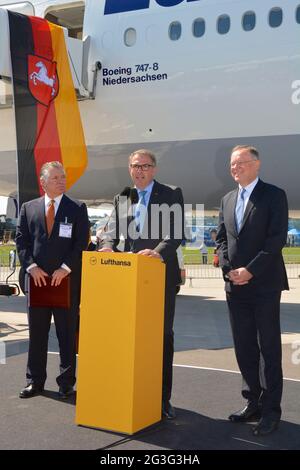 Taufe des neuen Super Jumbos 747-8 durch MinisterprÃ¤sident Stephan Weil auf den Namen Niedersachsen Banque D'Images