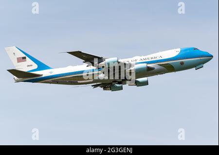 Bruxelles, Belgique. 15 juin 2021. Air Force One (28000) avec le président Joe Biden part de l'aéroport de Bruxelles en Belgique. Banque D'Images