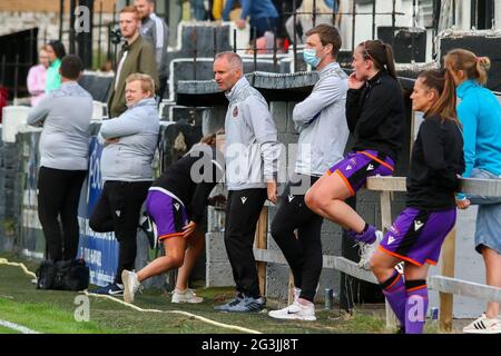 Shettleston, Glasgow, 16/06/2021 action au cours de la Scottish Building Society Scottish Women's Premier League 2 Fixture Glasgow Women FC vs Dundee United FC, Greenfield Park,Shettleston, Glasgow, 16/06/2021 | Credit Colin Poultney | www.Alamy.co.uk Banque D'Images