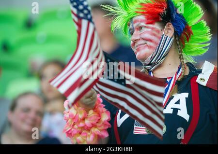 Austin, Texas, États-Unis. 16 juin 2021. Fan de football en action lors du match international amical contre le Nigeria au stade Q2 à Austin, Texas. Mario Cantu/CSM/Alamy Live News Banque D'Images