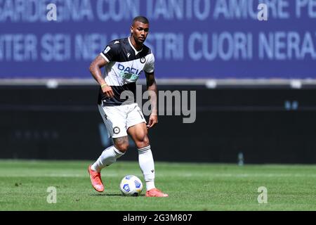 Walace Souza Silva d'Udinese Calcio en action pendant la série UN match entre FC Internazionale et Udinese Calcio. Le FC Internazionale remporte 5-1 victoires sur Udinese Calcio. Banque D'Images