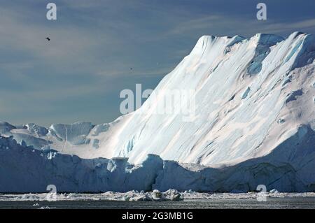 Icebergs géants Banque D'Images