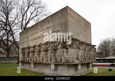 '07.04.2021, Hambourg, Hambourg, Allemagne - mémorial de guerre controversé pour les personnes tuées dans l'action du régiment d'infanterie n° 76 au cours de la première Guerre mondiale, érigé en Banque D'Images