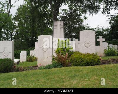 Les tombes des soldats néo-zélandais à l'église Saint-Nicolas de Brockenhurst dans la Nouvelle forêt Banque D'Images