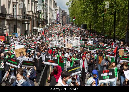 Selon les chiffres officiels, environ 180,000 000 manifestants se sont rassemblés pour la manifestation de la Palestine libre à Londres, au Royaume-Uni, 22.5.2021 Banque D'Images