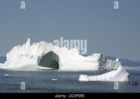 Disko Bay - iceberg géant Banque D'Images