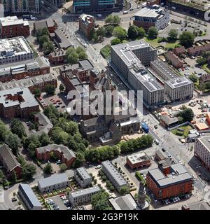 Vue aérienne de la cathédrale de Salford (une cathédrale catholique), Salford, Manchester Banque D'Images