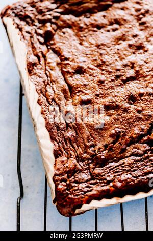 Gros plan sur le gâteau au chocolat ou le dessert Banque D'Images