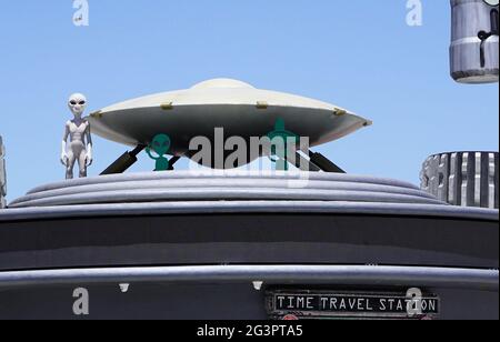 Attraction ALIEN Fresh Jerky EN BORD DE ROUTE le 8 juin 2021 à Los Angeles en Californie. Photo de Jennifer Graylock-Graylock.com 917-519-7666 Banque D'Images