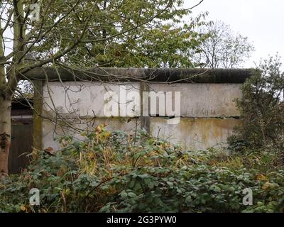 Mémorial contre l'oubli à Teschow - éléments en béton de l'ancien mur frontalier de la RDA Banque D'Images