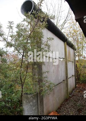 Mémorial contre l'oubli à Teschow - éléments en béton de l'ancien mur frontalier de la RDA Banque D'Images