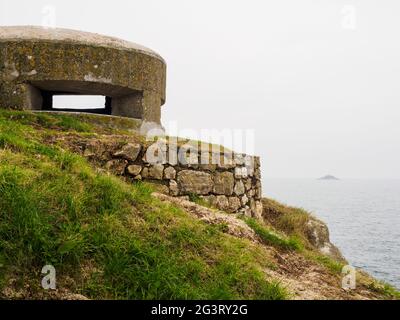 Bunker sur une rive Banque D'Images
