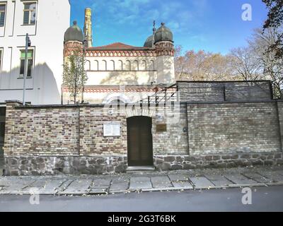 Regardez la synagogue communauté juive à Halle (Saale) Banque D'Images