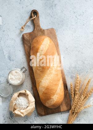 Pain de levain de Bloomer ou de pain de bâton Banque D'Images