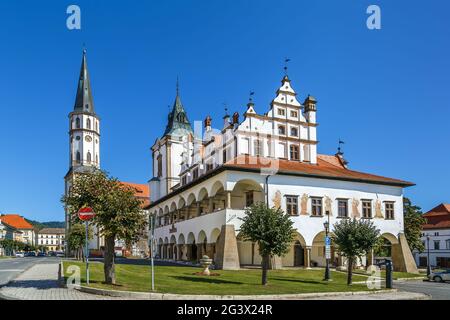 Basilique Saint-Jacques et ancien hôtel de ville, Levoca, Slovaquie Banque D'Images