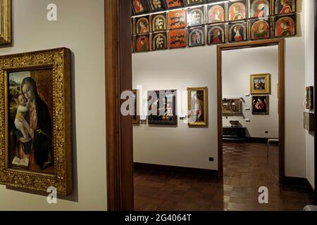 Collection d'art exposée au musée de la maison Poldi Pezzoli, dans le bâtiment historique, dans le centre de Milan. Banque D'Images
