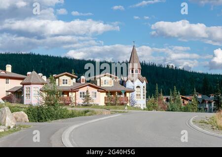 KAMLOOPS, COLOMBIE-BRITANNIQUE/CANADA - AOÛT 11 : nouveaux appartements au Sun Peaks Resort de Kamloops Canada le 11 août 2007 Banque D'Images