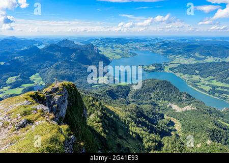 Vue de Schafberg au Mondsee dans le Salzkammergut, Autriche Banque D'Images