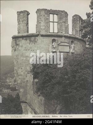 Extérieur d'une tour (der dicke turm) de Schloss Heidelberg; Heidelberg. Schloss. Der Dicke Turm .. Partie de l'album photo avec des enregistrements de Heidelberg et Schloss Heidelberg. Banque D'Images