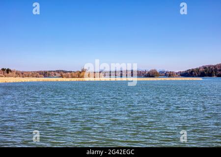 Vue du nord au sud à Seehamer See, Bavière, Allemagne Banque D'Images