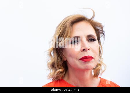 Malaga, Espagne. 18 juin 2021. Le couturier Agatha Ruiz de la Prada vu avant la semaine de la mode Pasarela Malaga Larios à Malaga. (Photo de Francis Gonzalez/SOPA Images/Sipa USA) crédit: SIPA USA/Alay Live News Banque D'Images